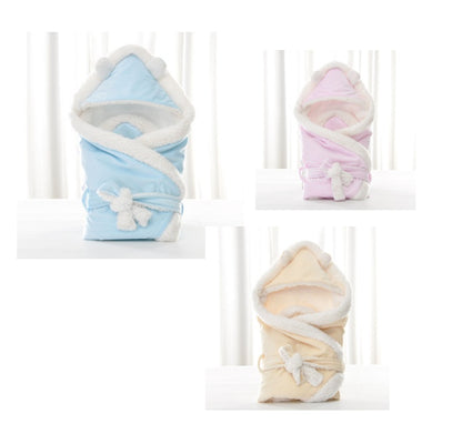 Newborn Swaddle Wrap – Cozy Hug-Style Blanket for Soothing Baby Comfort