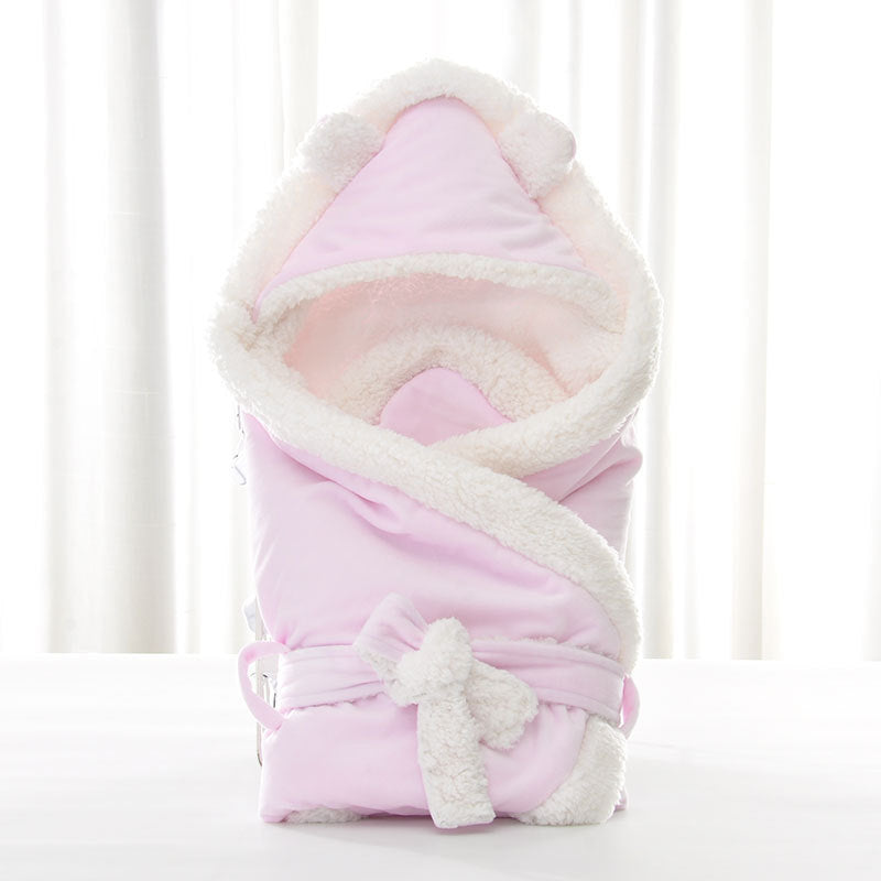 Newborn Swaddle Wrap – Cozy Hug-Style Blanket for Soothing Baby Comfort