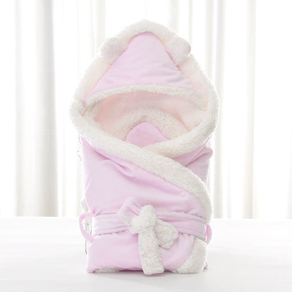 Newborn Swaddle Wrap – Cozy Hug-Style Blanket for Soothing Baby Comfort