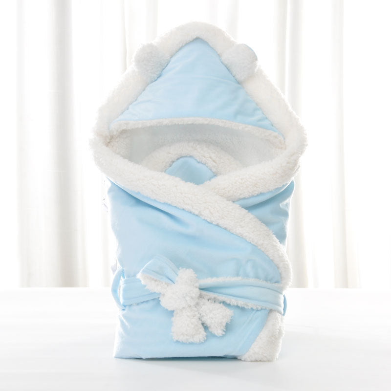 Newborn Swaddle Wrap – Cozy Hug-Style Blanket for Soothing Baby Comfort