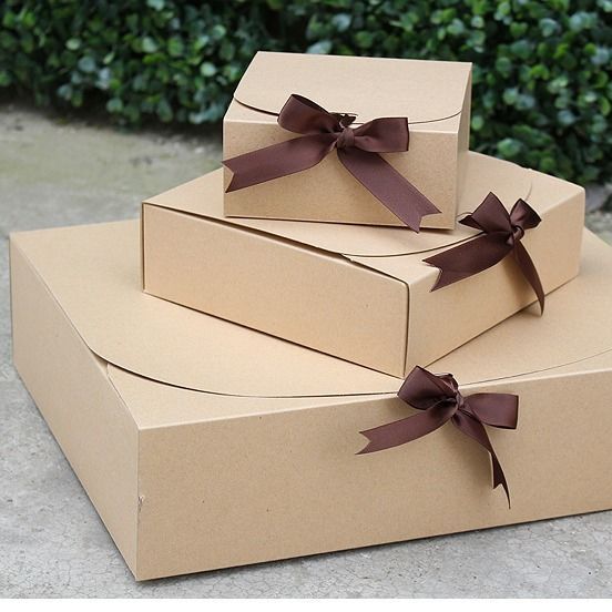 Gift Box Set: Stylish Square Packaging for Memorable Presents - Limited Stock!